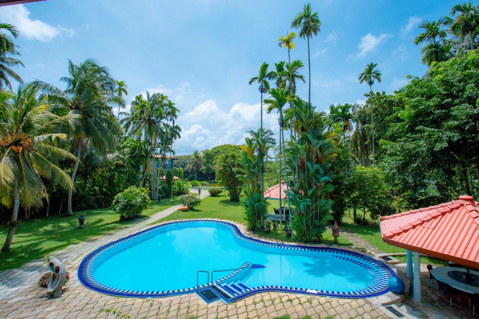 Ayubowan Swiss Lanka Bungalow Resort Bentota Bagian luar foto