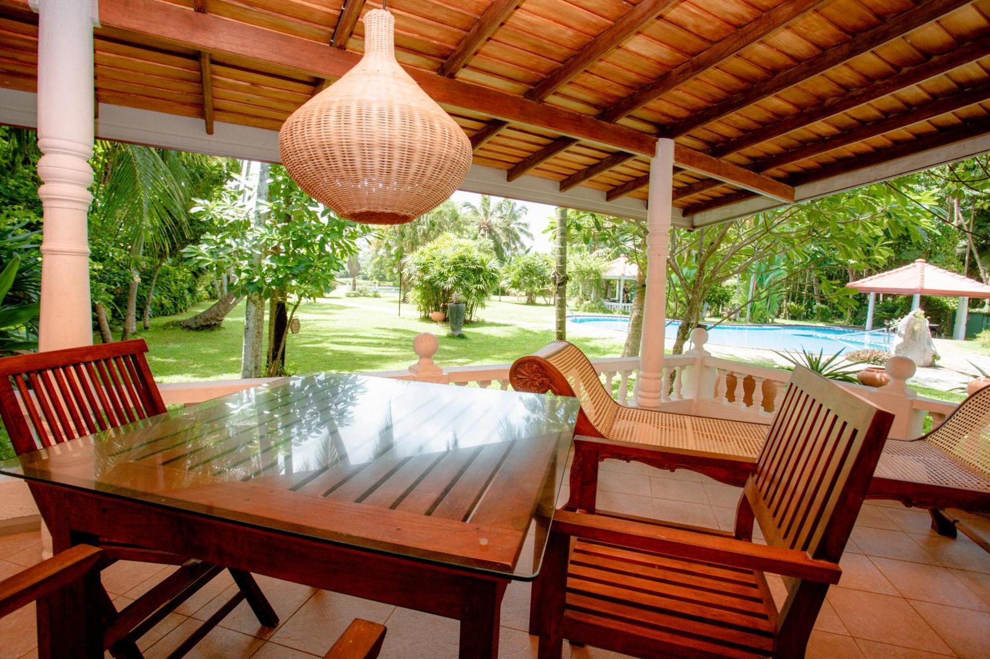 Ayubowan Swiss Lanka Bungalow Resort Bentota Bagian luar foto