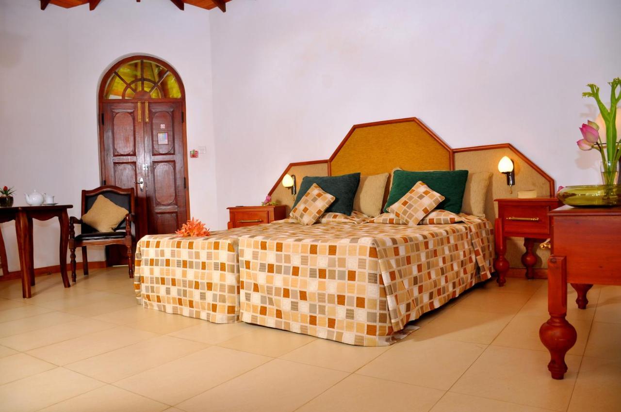 Ayubowan Swiss Lanka Bungalow Resort Bentota Bagian luar foto