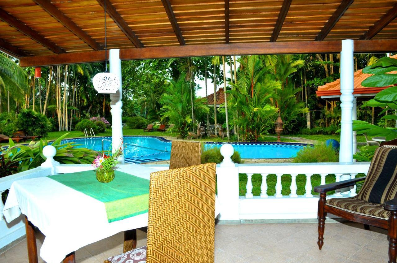 Ayubowan Swiss Lanka Bungalow Resort Bentota Bagian luar foto